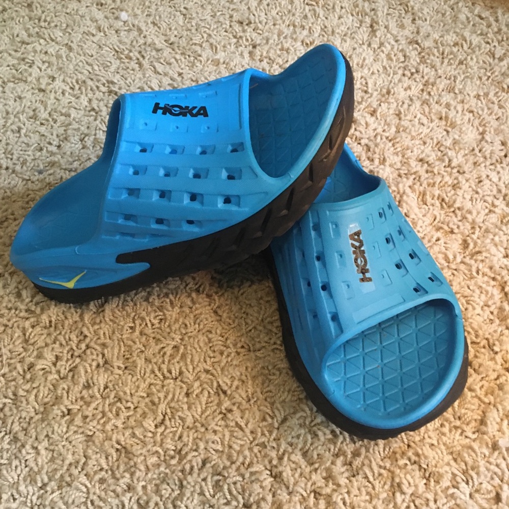HOKA ONE RECOVERY SANDALS
